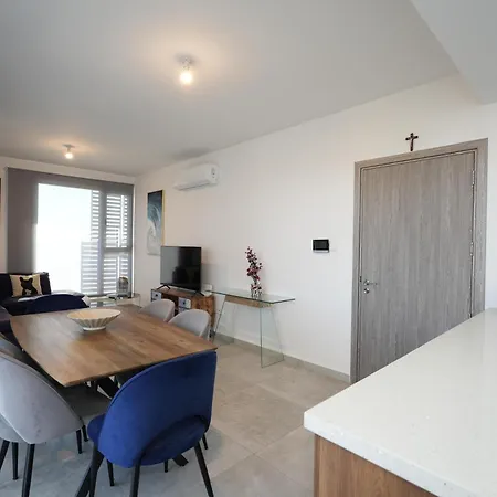 شقة Salt Gem, Airy 2 Bdrm لارنكا