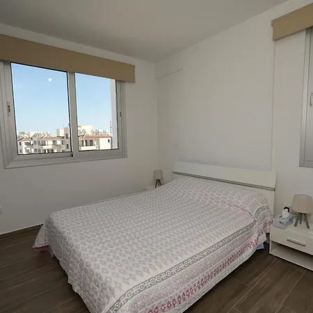 Апартаменты Salt Gem, Airy 2 Bdrm Ларнака