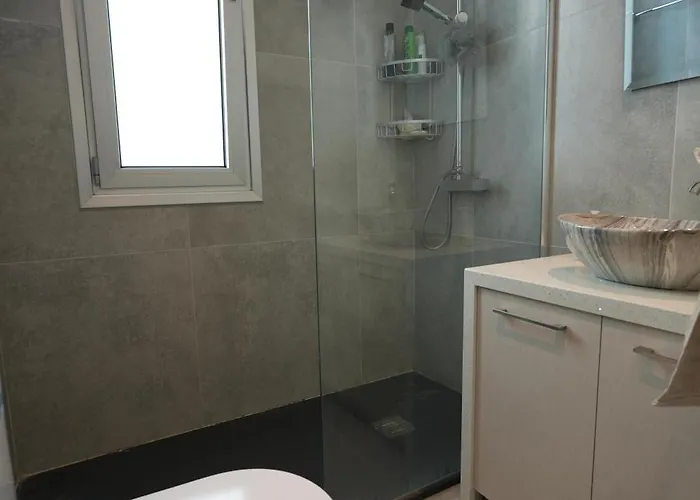 Salt Gem, Airy 2 Bdrm Апартаменты *